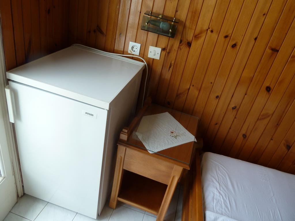 Hotel Dolphin Pythagoreio  Phòng bức ảnh